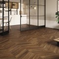 Płytka drewnopodobna Emil Sleek Wood Mohogany Chevron Nat. 11x54 cm 2